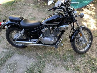 2022 Yamaha V-Star 250 (Under Warranty)