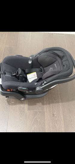 Uppababy Mesa V2