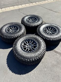 Brand New 17x9 Fuel Rebel Wheels and 37” RT Tires Ford F150 Raptor 6x135
