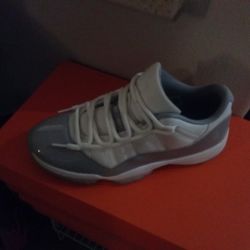 Grey Low Uncs New 9.5