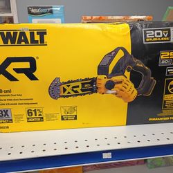 DeWalt XR 8" Chainsaw 