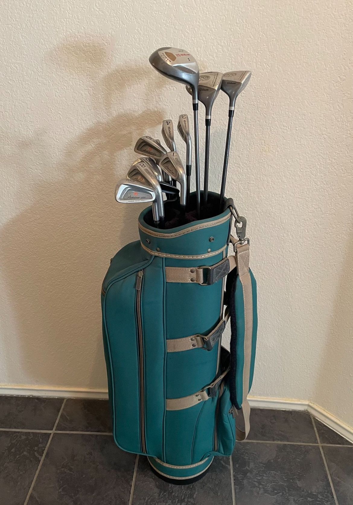 Wilson Daiwa Golf Club Set w/Bag (RH) 