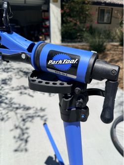 Parker Tools PCS 10.2 bike maintenance stand