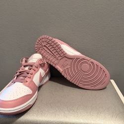 Nike Dunk Low Women’s Size 8