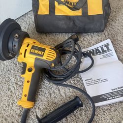 DEWALT Rotary Sander, Variable Speed, Dust Shroud, 5-Inch (DWE6401DS)