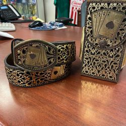 Nuevo set de cinturón y funda de piel para celular