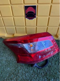 2016 Nissan Sentra Left Driver Side Tail Light