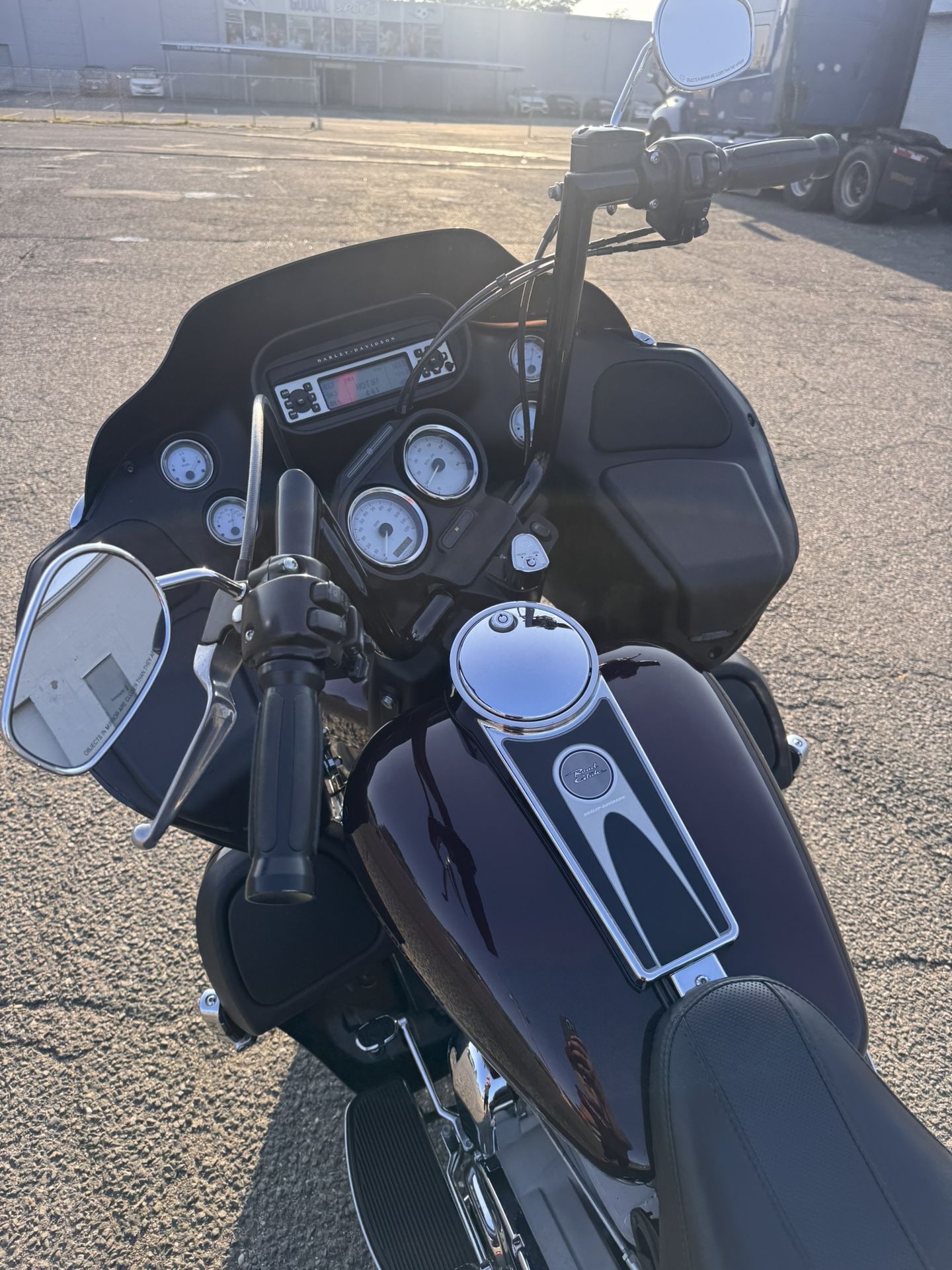 2006 Black Cherry Harley Davidson Road Glide