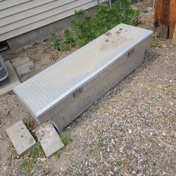 Pickup Truck Tool Box, 70" On Top, 60" On Bottom, 21" Wide