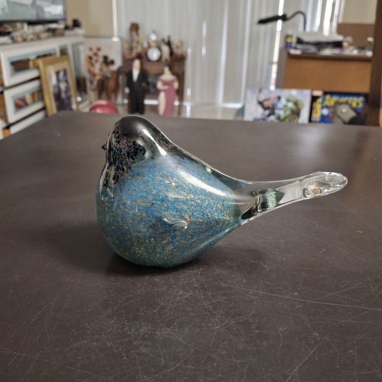 Beautiful Murano Style Hand Blown Art Glass Bird Paperweight, Blue Bird W/Gold & Black Speckles Inside, Clear Tail 6.25"Lx4"H