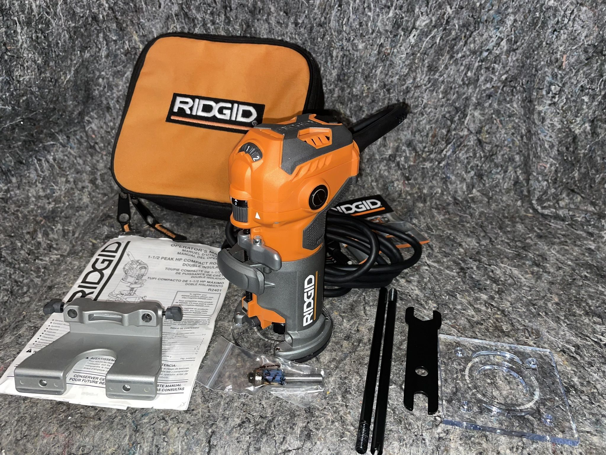 RIDGID 5.5 Amp Compact Fixed-Base Corded Router