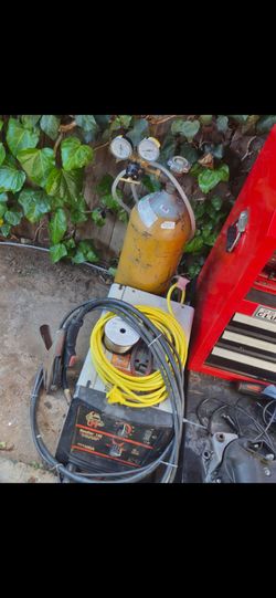 Hobart Handler 140