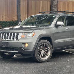 2013 Jeep Overland 3.6 One Owner 4x4 
