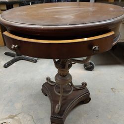 Unique 24 Inch Round Table