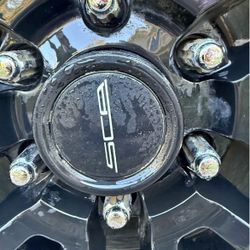 20 Inch Sca G2 Black Widows And Discover At3 285x65r20 