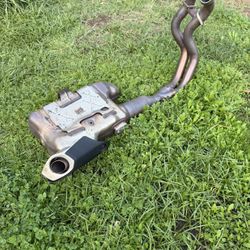 Suzuki Gsx8r Stock Exhaust