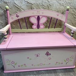 Kid Children Wood Storage Bench - Delivery For a Fee -See My Other Items 😃