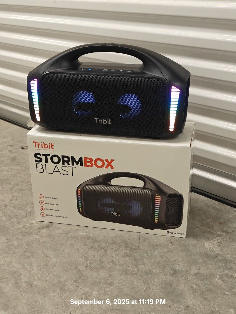Tribit StormBox Blast boombox
