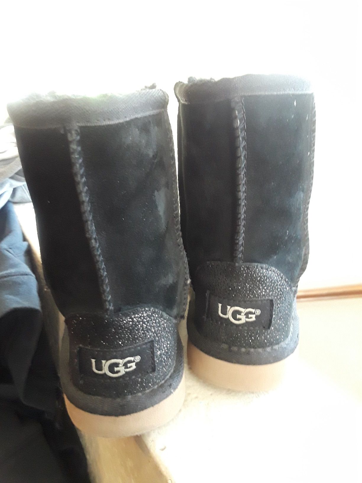 Ugg toddler girl boots