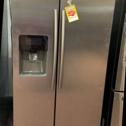 SAMSUNG FRIDGE With warranty ACT FAST RS25J500DSR/AA 🌟🌟