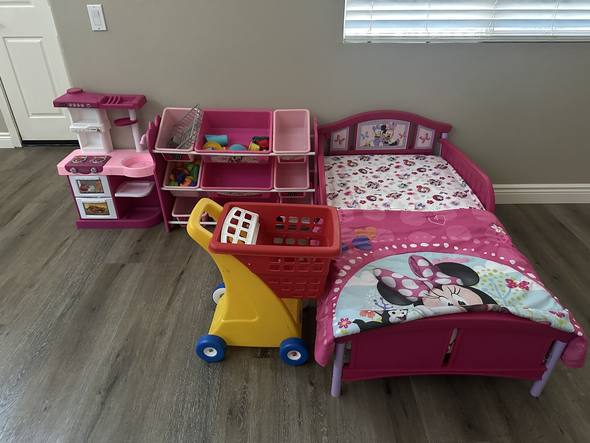 Toddler Bed And Toys