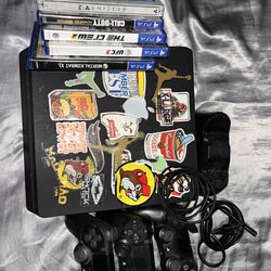 Ps4 bundle w controllers and games