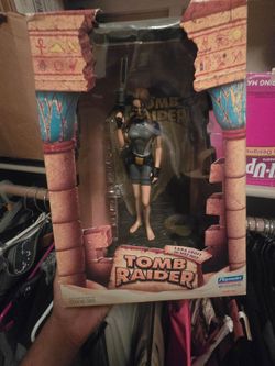 Laura Croft action figure