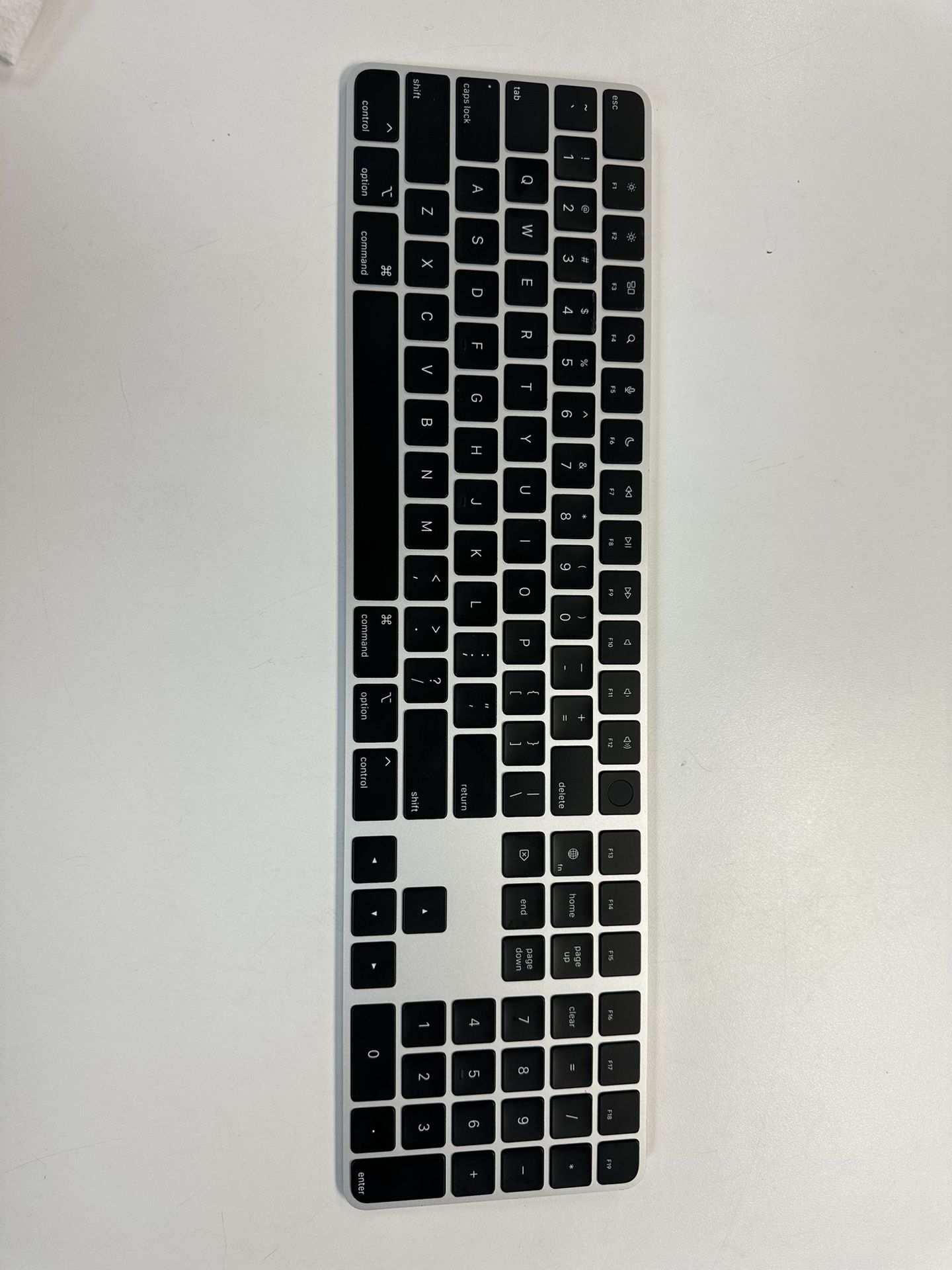 Apple Magic Keyboard w/Touch ID & Numeric Keypad Black ,Model A2520