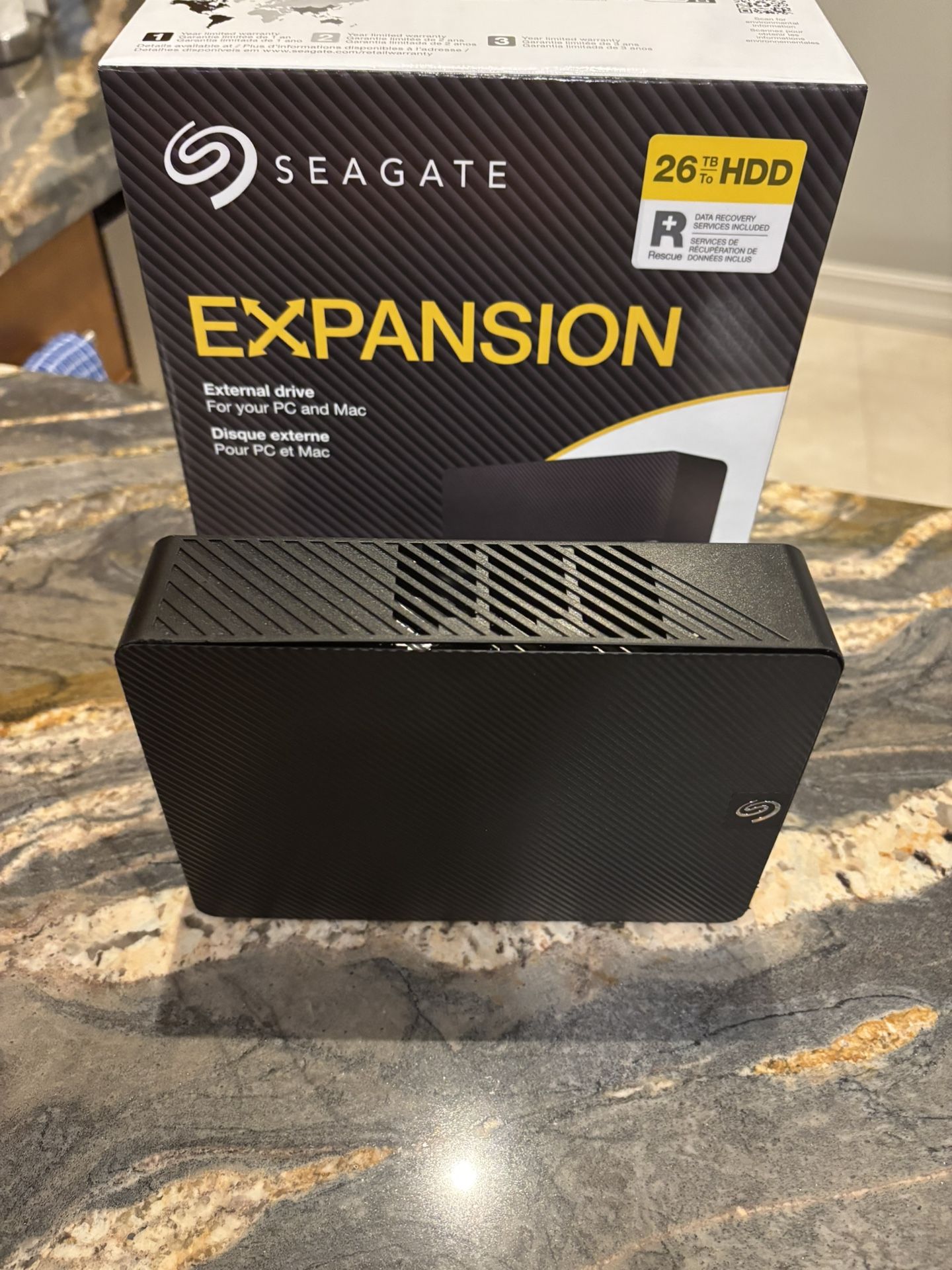 4T Hard Drive USB-C 3.2 Enclosure