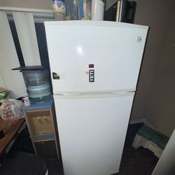 Kenmore 2 door Fridge