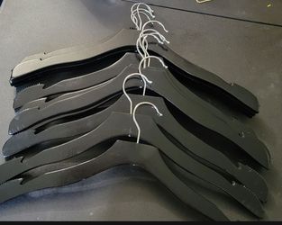 WOOD HANGERS