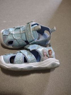 Size 8C girls sandals. Blue Frozen Deco