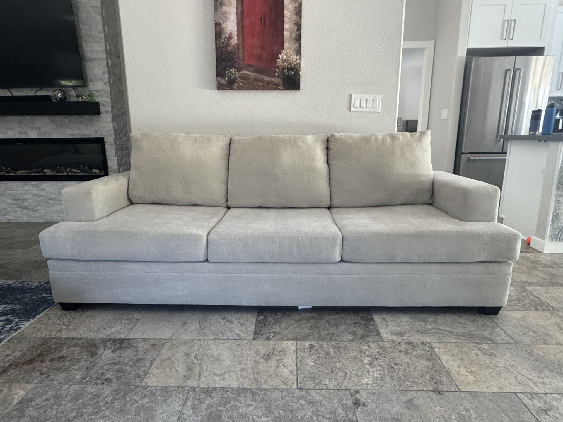 Comfortable Large Sofa Bed /Queen size