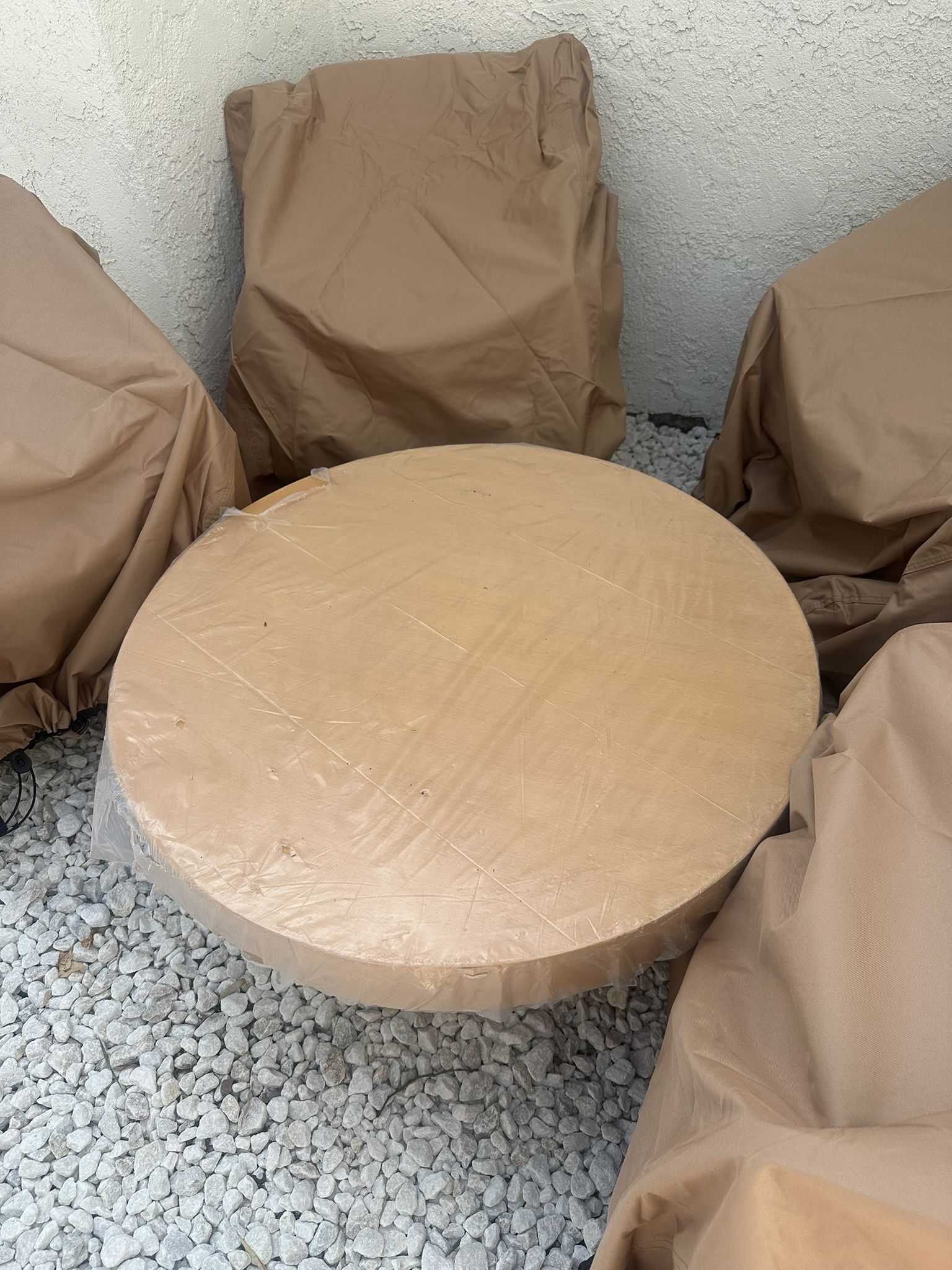 Wooden 3 Foot Round Coffee Table 3ft X 16.5”