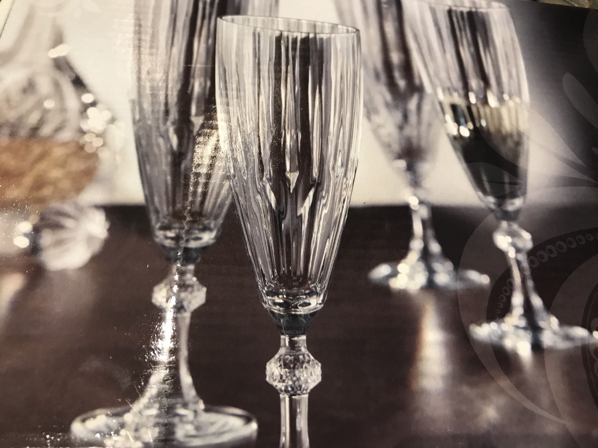 NEW - Crystal Champagne Flutes