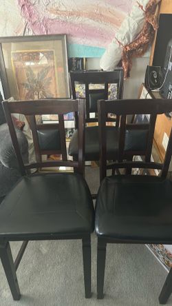 3 Excellent Bar Chairs $10.00 each