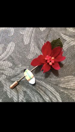 Poinsettia Pin / Brooch / Christmas Pin