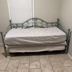 Trundle Bed