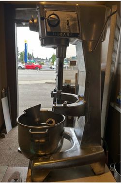 EXCELLENT 30Qt HOBART MIXER