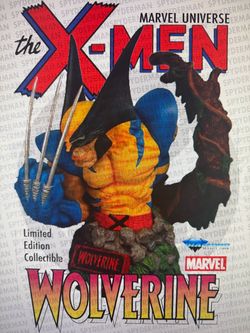 Wolverine bust marvel universe   X-men statue