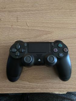 PS4 controller