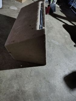 speakers  with coustom  speaker box
