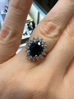 14K white gold natural sapphire and diamonds gorgeous ring