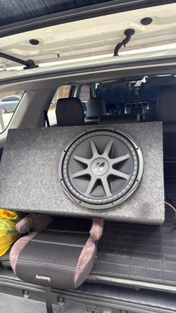 Kicker CVX 15 Sub + Kicker 1200.1 Amp -Big Bass, High Power!