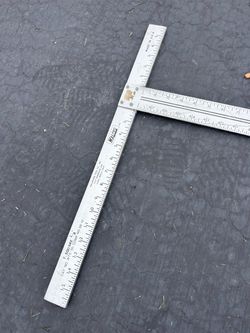 T shape ruler