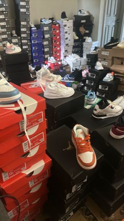 Kids shoes deal