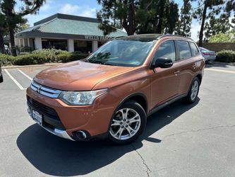 2015 Mitsubishi Outlander SE