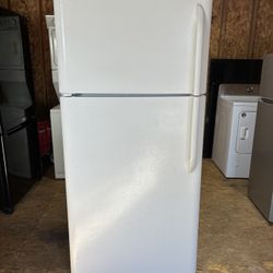 Refrigerator Frigidaire 2 Months Warranty 