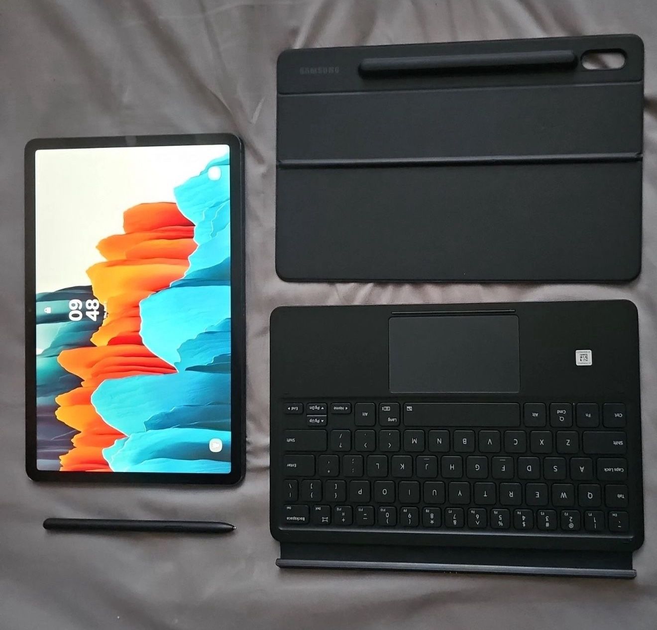 Samsung Galaxy Tab S7 128gb W/ Pen And Keyboard
