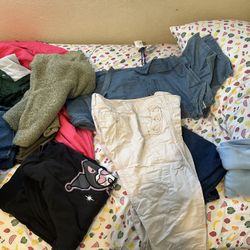Women’s Clothes Bundle 
